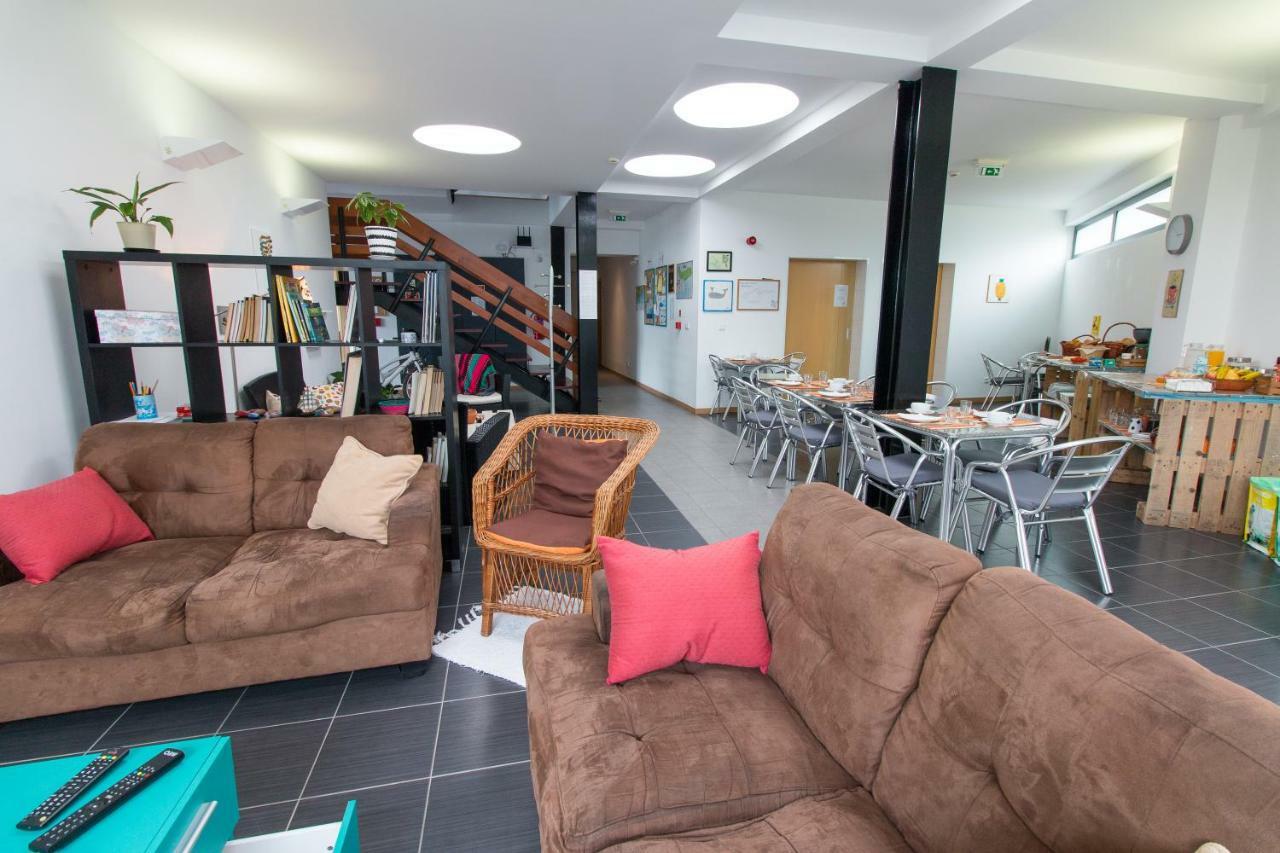 Change The World - Acores - Hostal